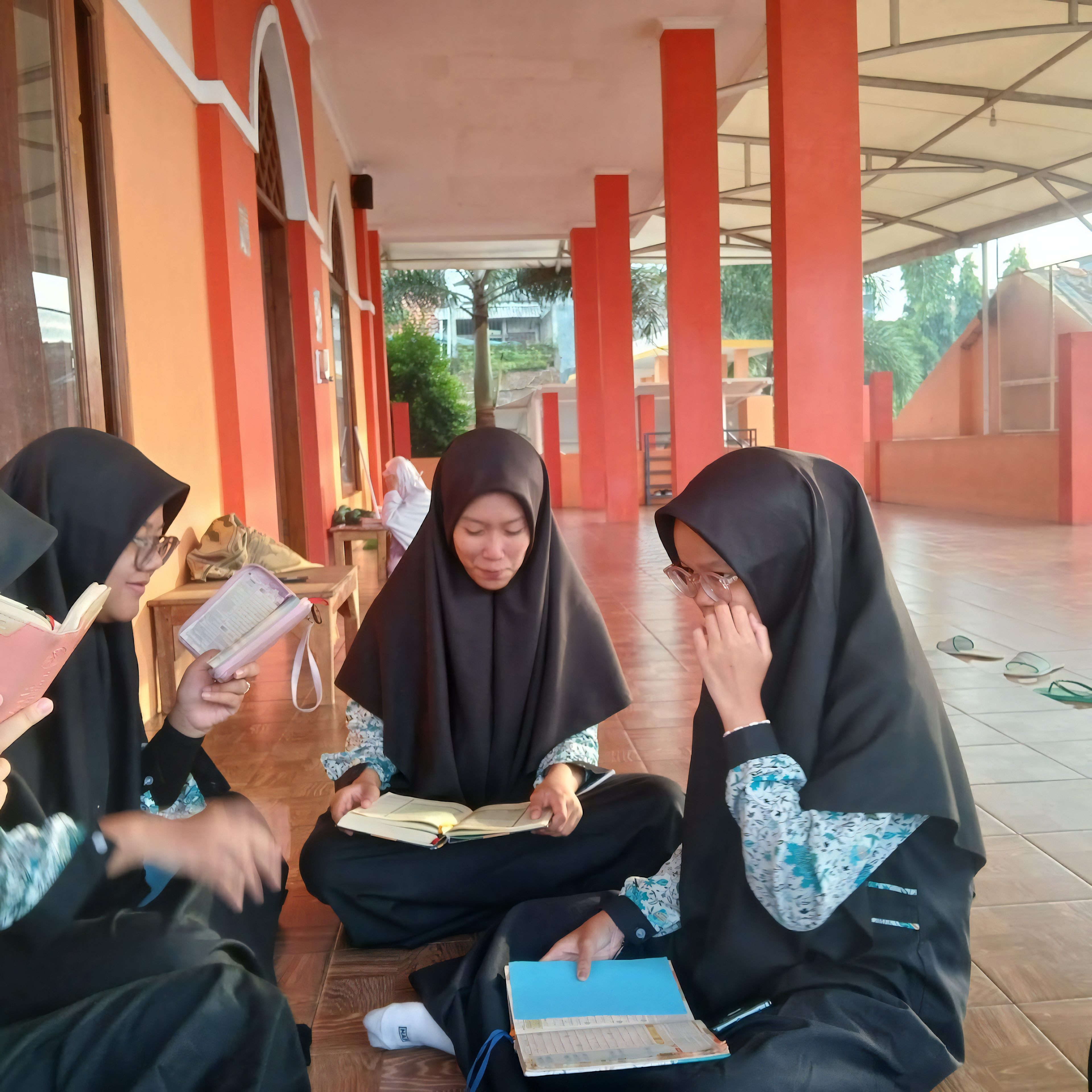 Kegiatan Takhosus 2
